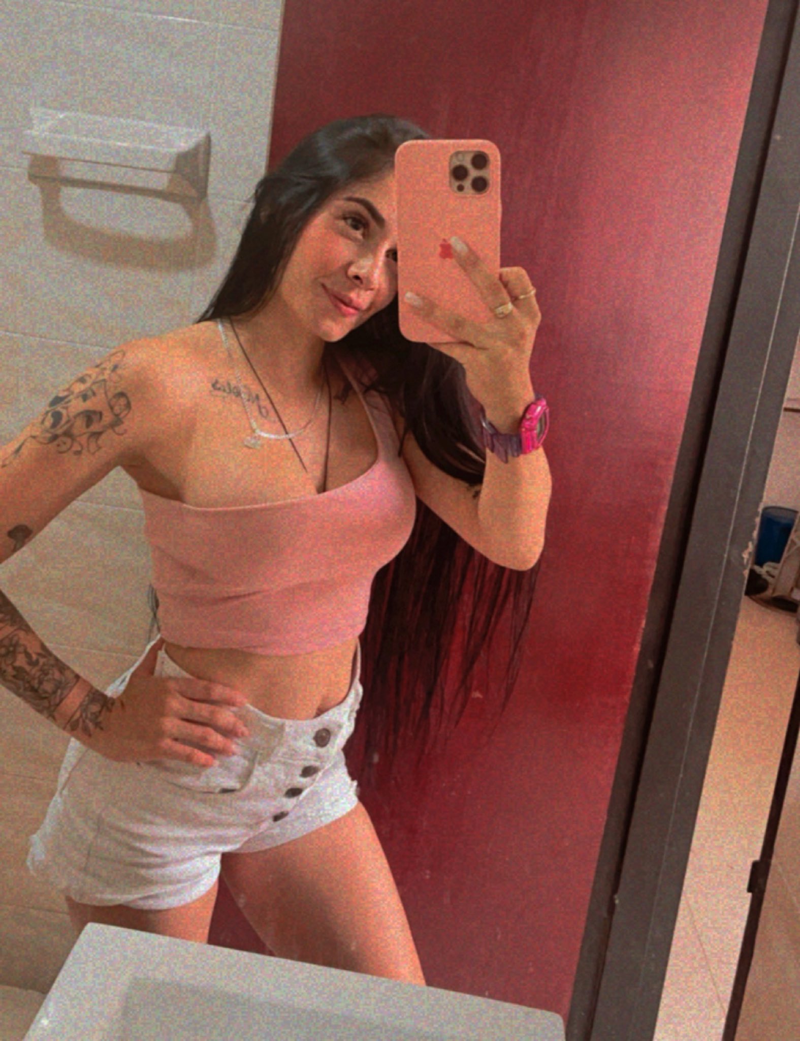 chloe on X: 😈😈 online msschloe_ 😜 t.co0yoy1UjsQc  X