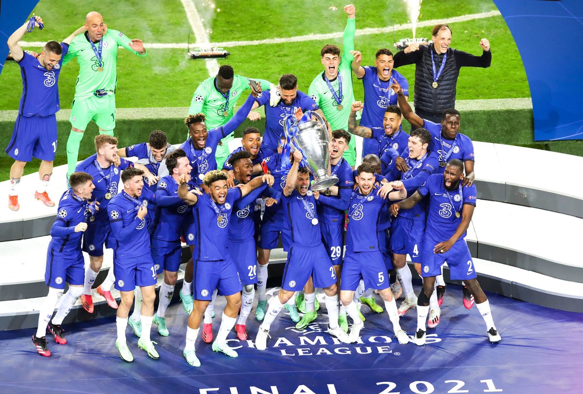 ActuFoot_'s tweet photo. 🔴 OFFICIEL ! Chelsea est élu meilleur club de l'année 2021 ! 🏴󠁧󠁢󠁥󠁮󠁧󠁿 https://t.co/3gDI3JZzj8