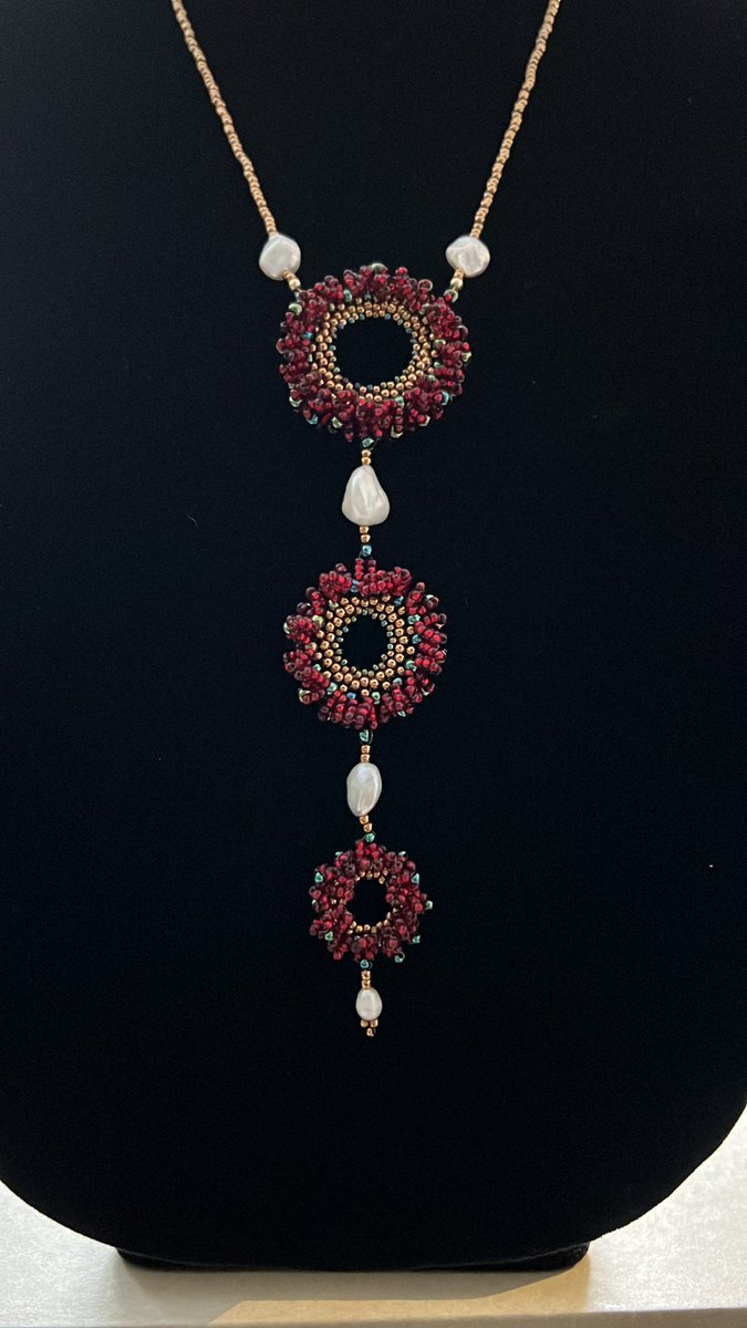 Thanks to everyone who came out to the <a href="/KwArtistsCoop/">KW Artists Co-Op</a>’s Holiday Market this past weekend. It was good to sell in-person again. Your support is greatly appreciated! 🙏🏽🥰🙏🏽 Stay safe out there and continue to #shoplocalkw #supportsmallbusiness #supportartists