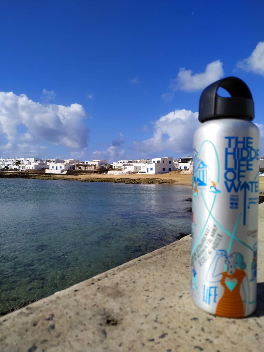 Water is very important and #MyDiamondbottle goes with me everywhere.This time in #LaGraciosa #Lanzarote #theglobetrotterbottle #DiamondResorts #plasticfree #RoyalTenerifeCountryClub @diamondresorts @wearewater @Rtccsvc_luisa @fabiannavarrod @NoemiG_RC