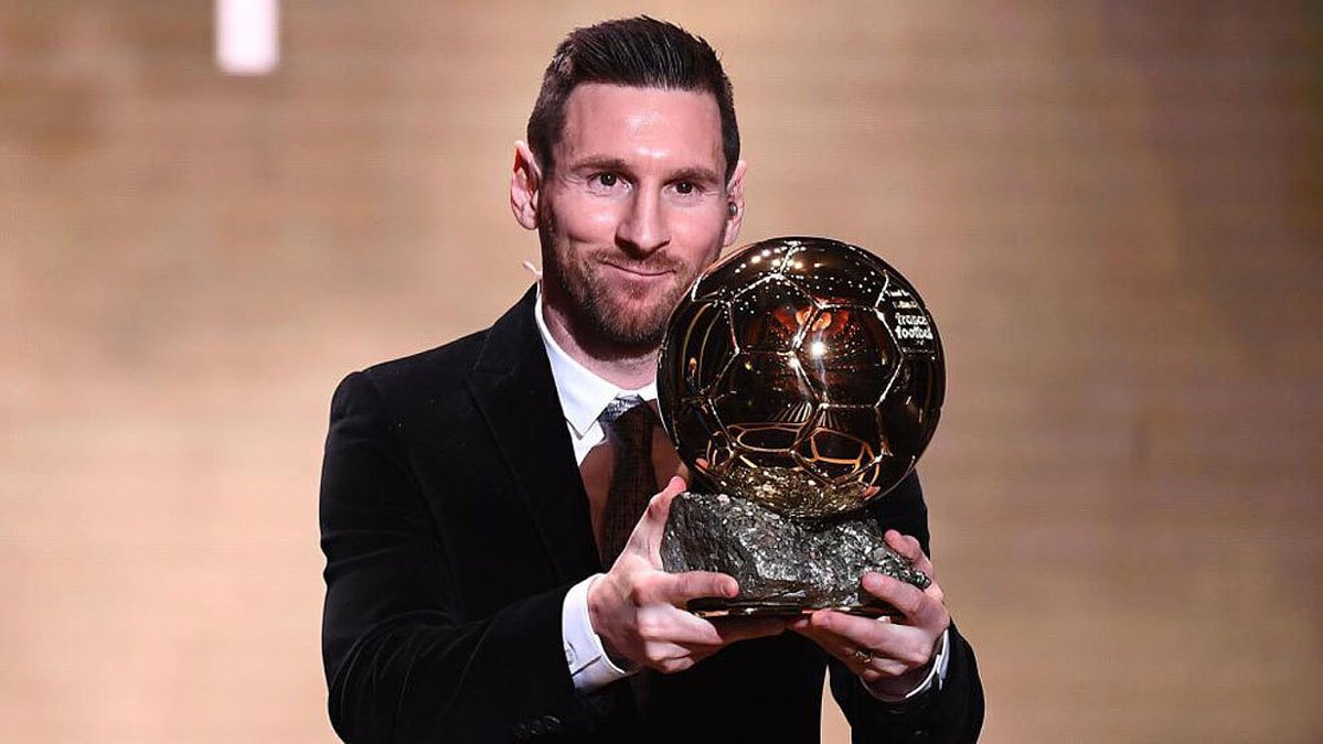 ¡LIONEL MESSI! #BalonDeOro de nuevo para LIONEL MESSI

El mejor futbolista del mundo 2021.

#NuestroDiario