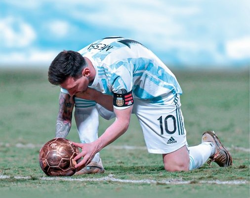 THE GREATEST OF ALL TIME.

LEO MESSI WIN HIS 7TH BALLON D'OR

⚽️⚽️⚽️⚽️⚽️⚽️⚽️

#BallonDor