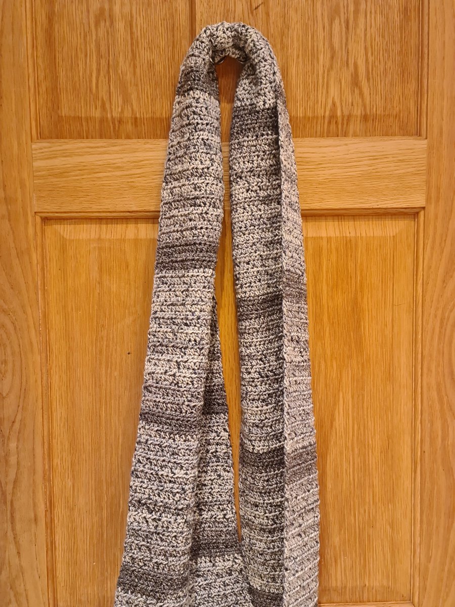 Made from King Cole Aran yarn, with a touch of cotton and wool, this is such a comfy scarf, I want one for myself!! #MHHSBD #handmade <a href="/MHHSBD/">#MHHSBD</a> #giftideas <a href="/HourWelsh/">Welsh Craft Hour</a>