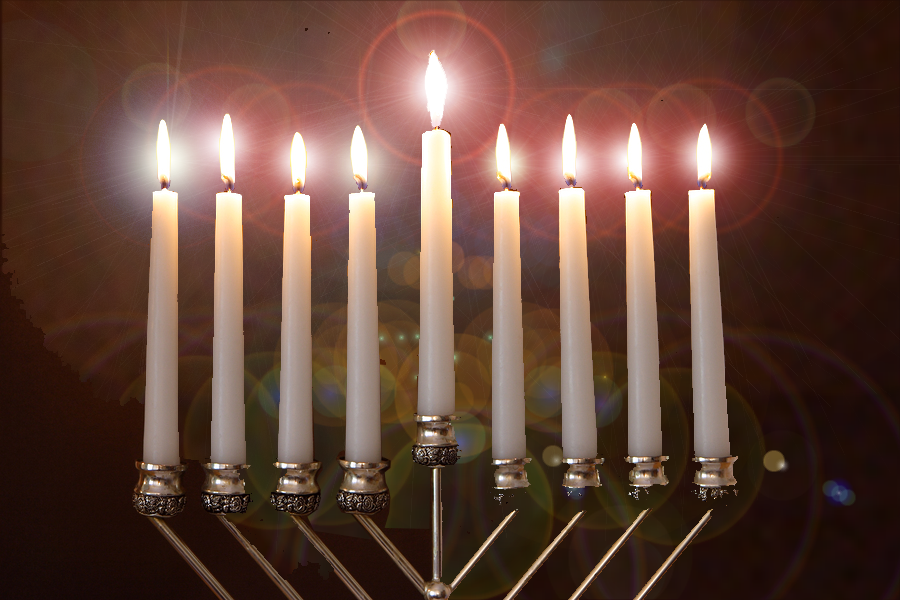WilliamShatner's tweet photo. As the flames from the candles pierce the night and tell the tale of a people's plight.

We celebrate with loved ones round the final light in the menorah's crown. 
-Bill Shatner 😉
#HappyHanukkah https://t.co/U6Al4xUwfb
