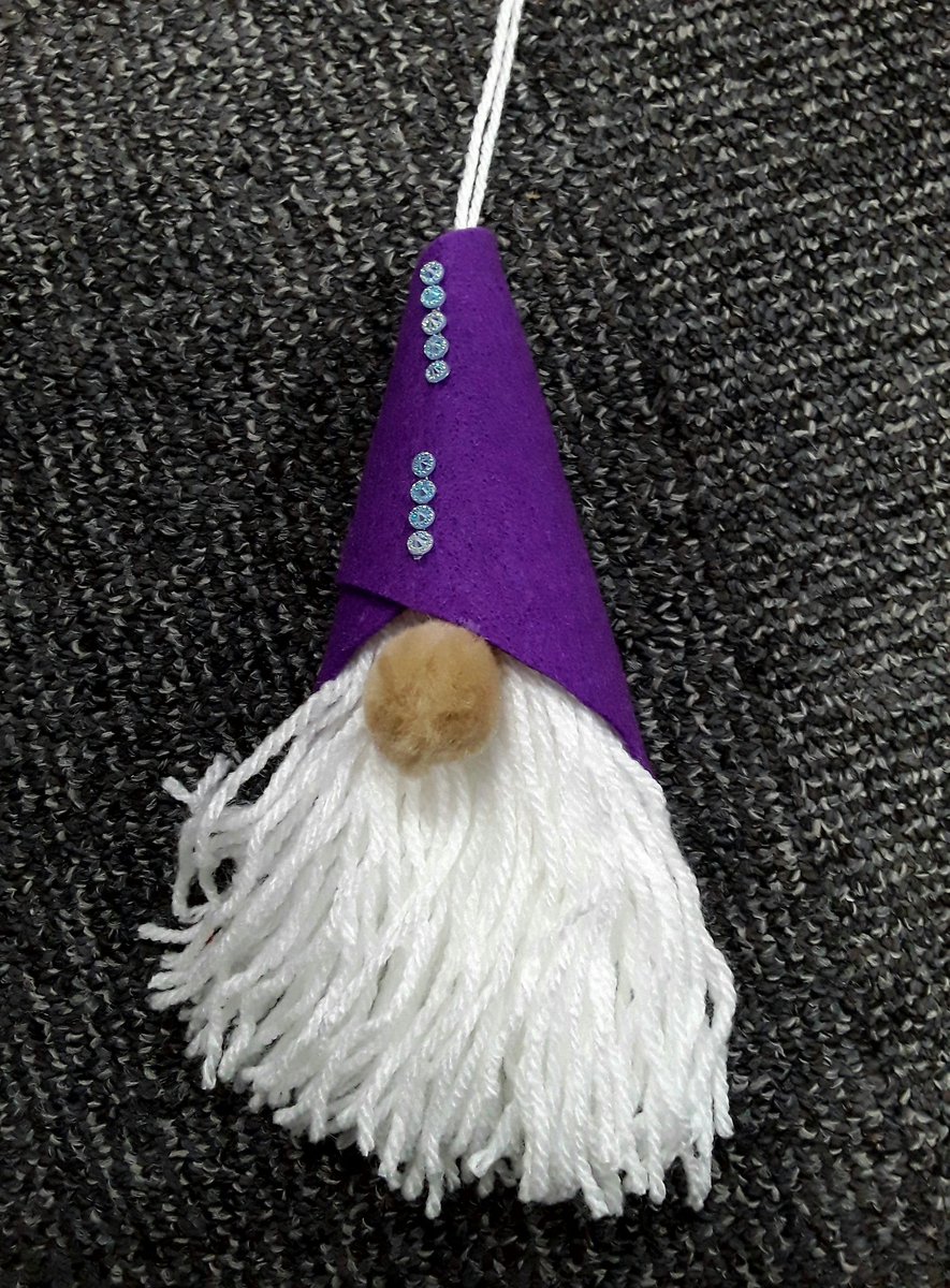 WFlibraries's tweet photo. One of the many gonks that was mastered today at our crafternoon. Always a good start to the week is lots of laughter! #SouthElmsallLibrary #gonks #mondaylaughter https://t.co/LONvFjERY1