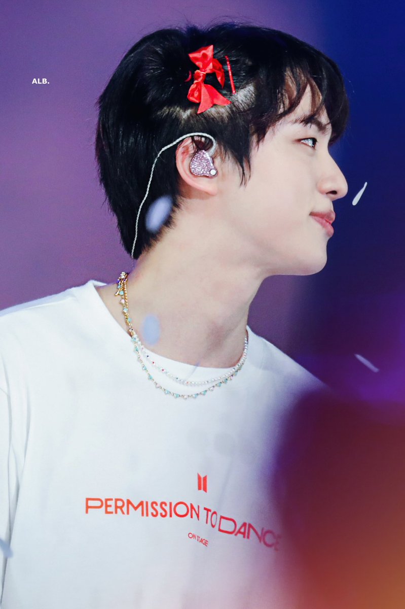 ALittleBraver92's tweet photo. 211128 #Jin #진 #석진 #김석진 @BTS_twt https://t.co/PCRTQMbqG7