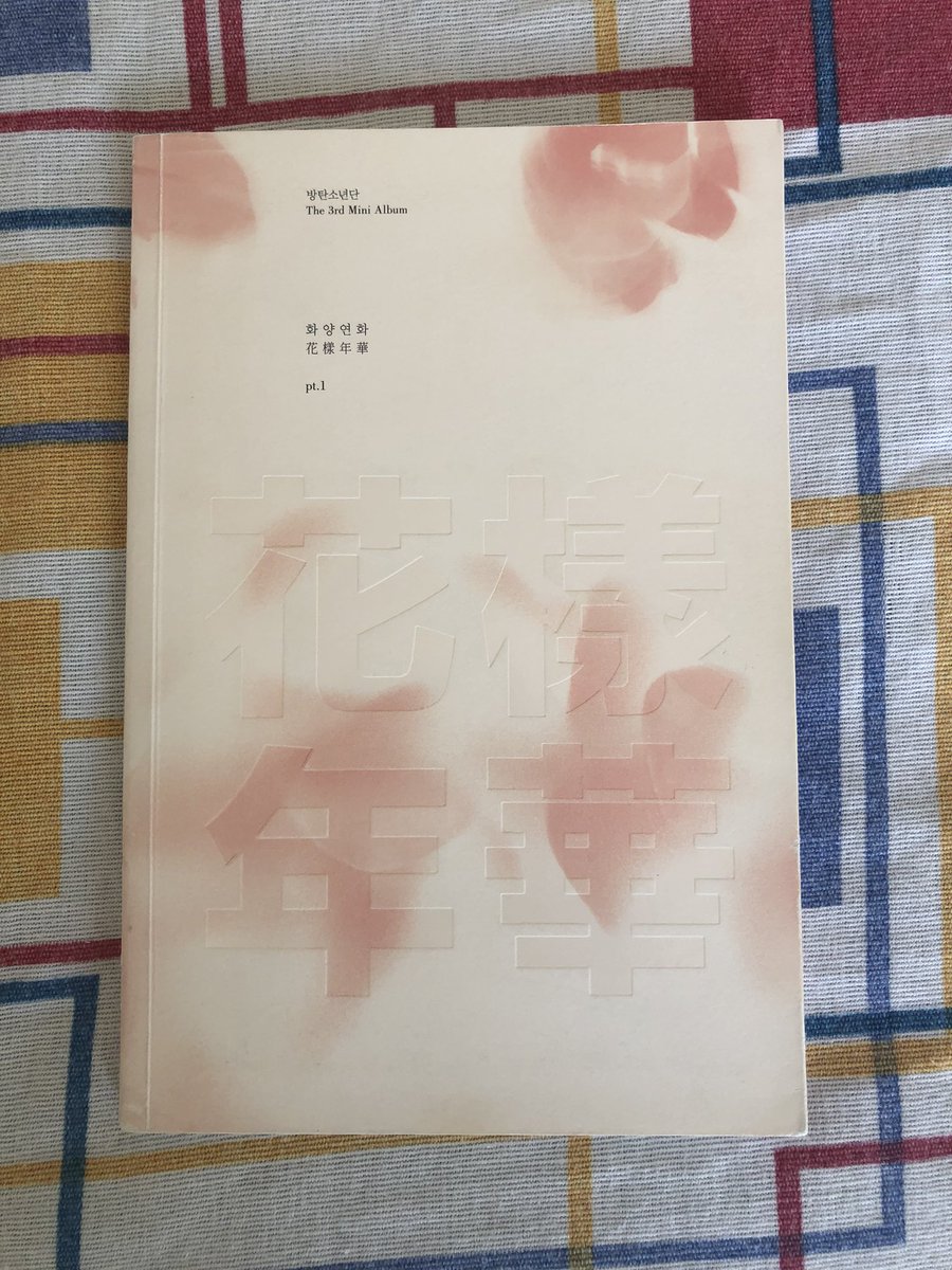 jiahaobins's tweet photo. 📌 VENDO ALBUM E CARD DO BTS
hyyh pt 1 sem card e sem poster - 120
card seokjin hyyh pt 2 - 30
postcard yoongi seasons greeting 2018 - 50 📌 
💰 aceito pagamento por pix ou transferência bancária (fretes a combinar) 💰
podem pedir mais fotos na dm!
 @vendaetrocakpop https://t.co/ac6uUsE3Dw