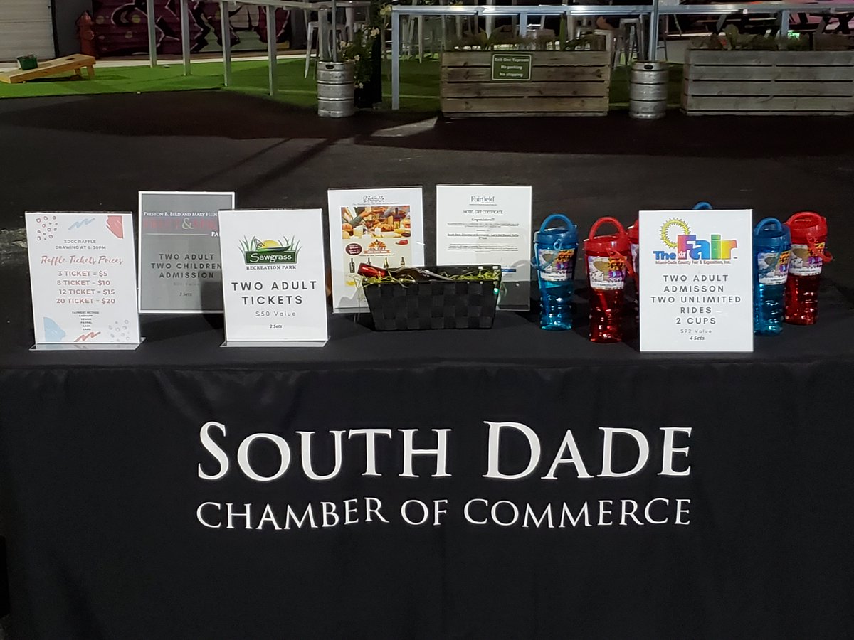 southdadecc's tweet photo. Thank you Everyone who contributed and supported the "Let's get basted event". Everyone had a great time. I also want to thank everyone who donated a toy for the Toys for Tots foundation. 

#foodtruck #food #foodie #streetfood #foodtrucks #foodstagram #foodphotography https://t.co/2Ebs8mXJZO
