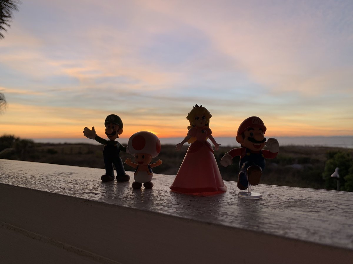 RaderWardFound's tweet photo. #MarioMonday sunrise at the #edgeofamerica! We spent Thanksgiving at #FollyBeach, where from the west end of the island you can see the sun rise *and* set over the water. Beautiful, peaceful, but as always, we acutely felt Rader’s absence. ❤️💙💛 #sunrise #sunset #holidaysarehard https://t.co/YdGODFwVw4