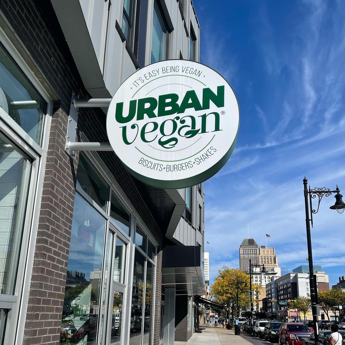 Visit_NJ's tweet photo. Whether you’re a full-time vegan or a #MeatlessMonday devotee, check out Urban Vegan in Newark.
📍 Urban Vegan, Newark, New Jersey
.
.
.
📷: @_chrave_ (via Instagram)
#VisitNJ #NewJersey #WorldVeganMonth #Newark #NewarkNJ #Vegan #VeganRestaurant https://t.co/uiNx4ebAKE