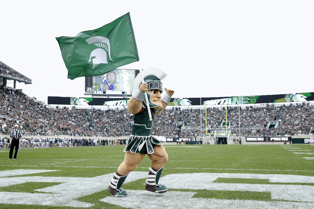 Miami Beach HS Football (@fbmiamibeach) on Twitter photo Thank You <a href="/MSU_Football/">Michigan State Football</a> & <a href="/CoachHawk_5/">Courtney Hawkins</a> for stopping by to check some of are FBS Players Thank You <a href="/MSU_Football/">Michigan State Football</a> & <a href="/CoachHawk_5/">Courtney Hawkins</a> for stopping by to check some of are FBS Players