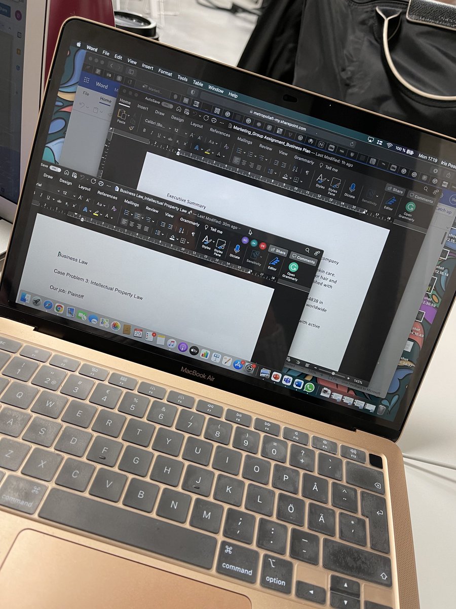 IrisMerka's tweet photo. Multitasking? Done that! #Marketing #BusinessLaw ⁦@MetropoliaBiz⁩ https://t.co/YRMSYRK3Hh