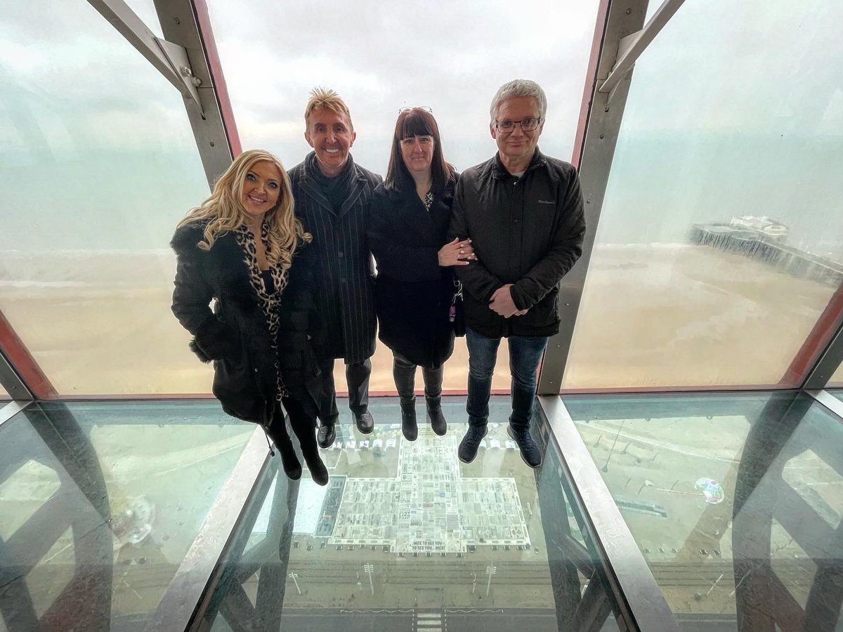 thespeakmans's tweet image. What an absolutely incredible day at @TheBplTower! Such a pleasure to help Paul overcome a lifelong fear of heights, tall buildings &amp;amp; enclosed spaces ❤️ Huge thanks to all our brilliant @thismorning team &amp;amp; #BlackpoolTower staff for helping us to help dreams come true 🗼✨
