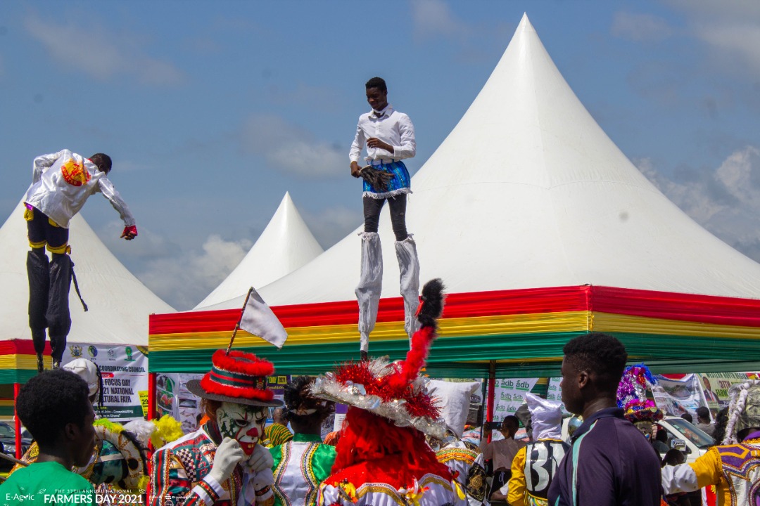 EagricG's tweet photo. A very rich cultural display from the Central Region at the opening ceremony of the 37th National Farmers' Day Exhibition! #EAgric #broadspectrum #Farmers #FarmersDay2021 https://t.co/sddza0SlT0