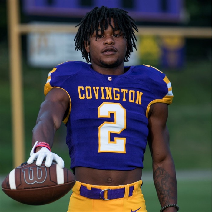 CSmithScout's tweet photo. Full Jr Eval ...#PRZTN 

'23 (RB) @DowellJamarion - Covington

(5'8 165/GPA: 3.4)

- Fast &amp; elusive w/ great feet &amp; vision
- Big play threat; Excellent burst 
- Can catch, return &amp; block 
- 165 carr, 1,457 yds &amp; 20 TDs 

https://t.co/V3jn9LQJNg

#Chargers  #WestTN23 

#CSS https://t.co/u2pabPSkq4