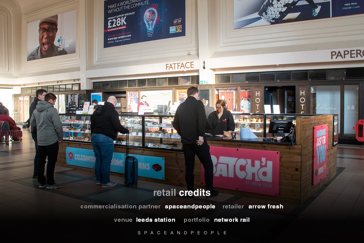 SpaceandPeople's tweet photo. @ArrowFreshUK has recently opened a kiosk at Leeds station, definitely worth a look if you are nearby – your taste buds will thank you 😉
@NetworkRailLDS 
#spacespecialists #retail #trainstation #foodretail #trainstationretail #leedsstation #local #yorkshire https://t.co/gVWsdj1zkY