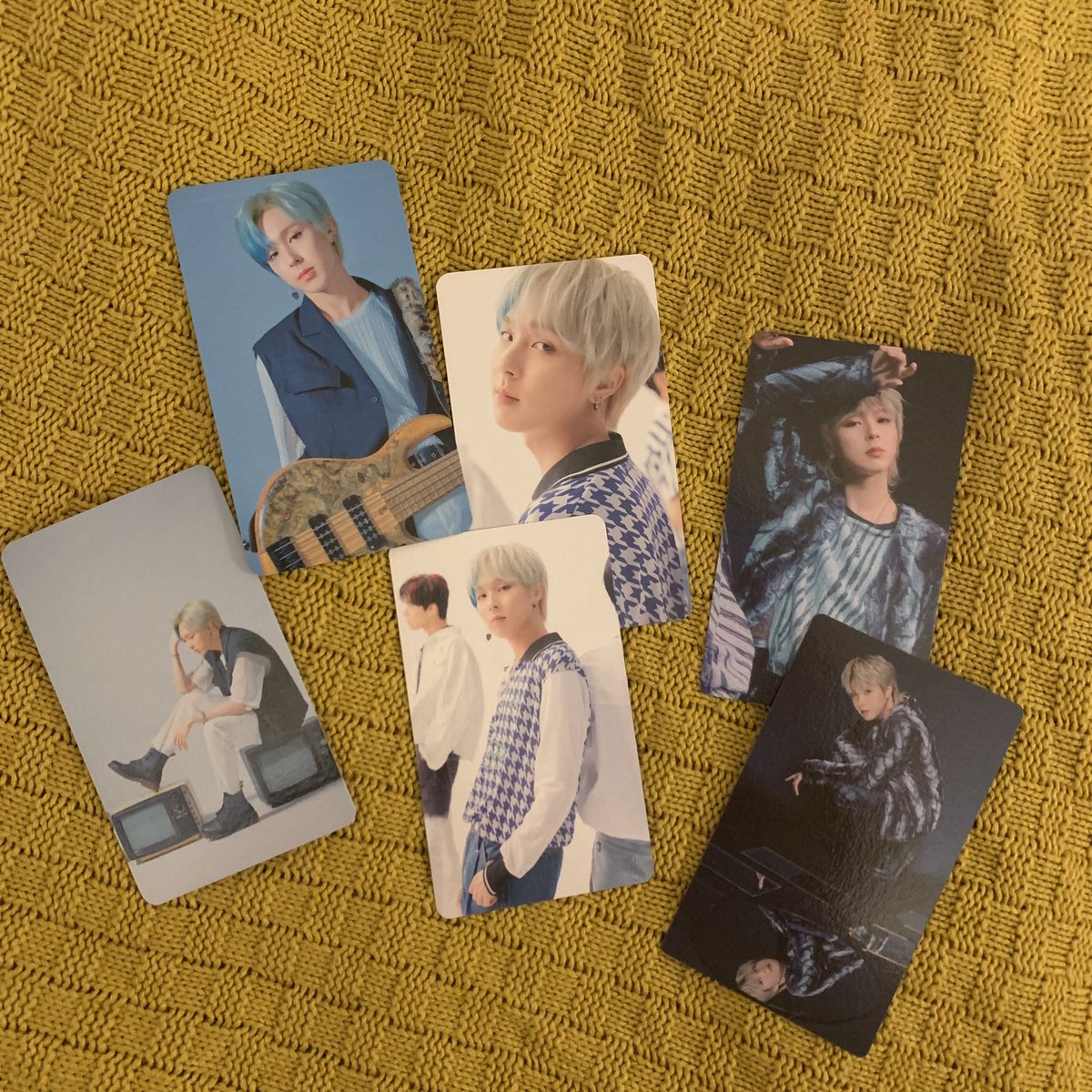 CYASOURCES's tweet image. look what i got in the mail today 🥺✨