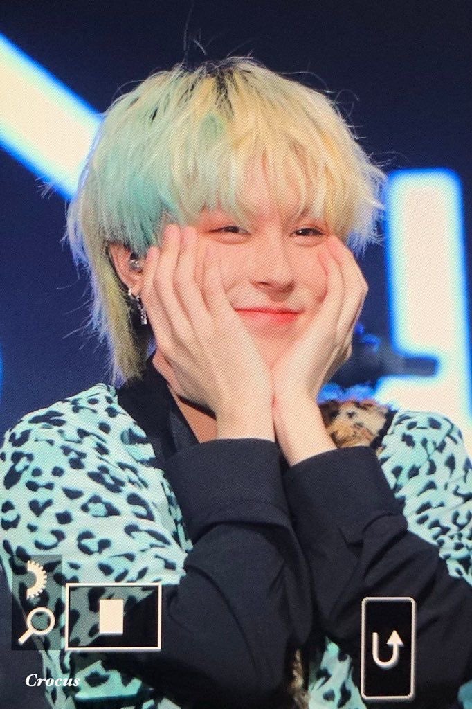 CYASOURCES's tweet image. look what i got in the mail today 🥺✨