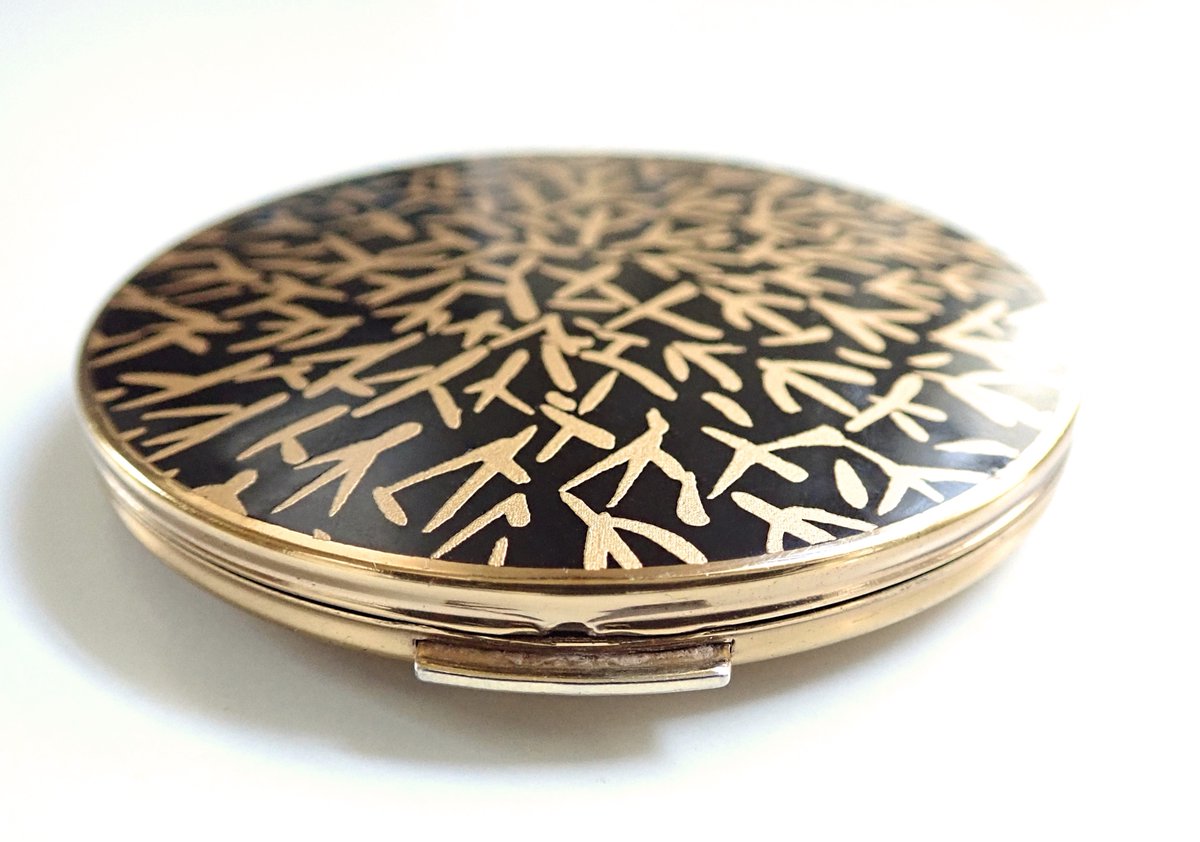 Vintage Stratton Black Gold Powder Compact ❣ 1960s Modernist hetsy.me/3d2NKee GrandVintageFinery