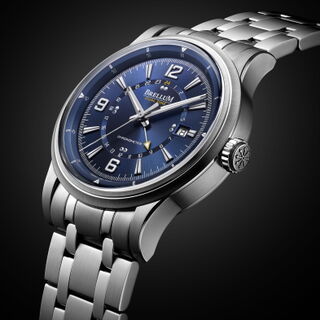 meara72's tweet photo. #Brellum. The new Brellum Wyvern GMT is a beauty. https://t.co/rpCb3h3c7o
