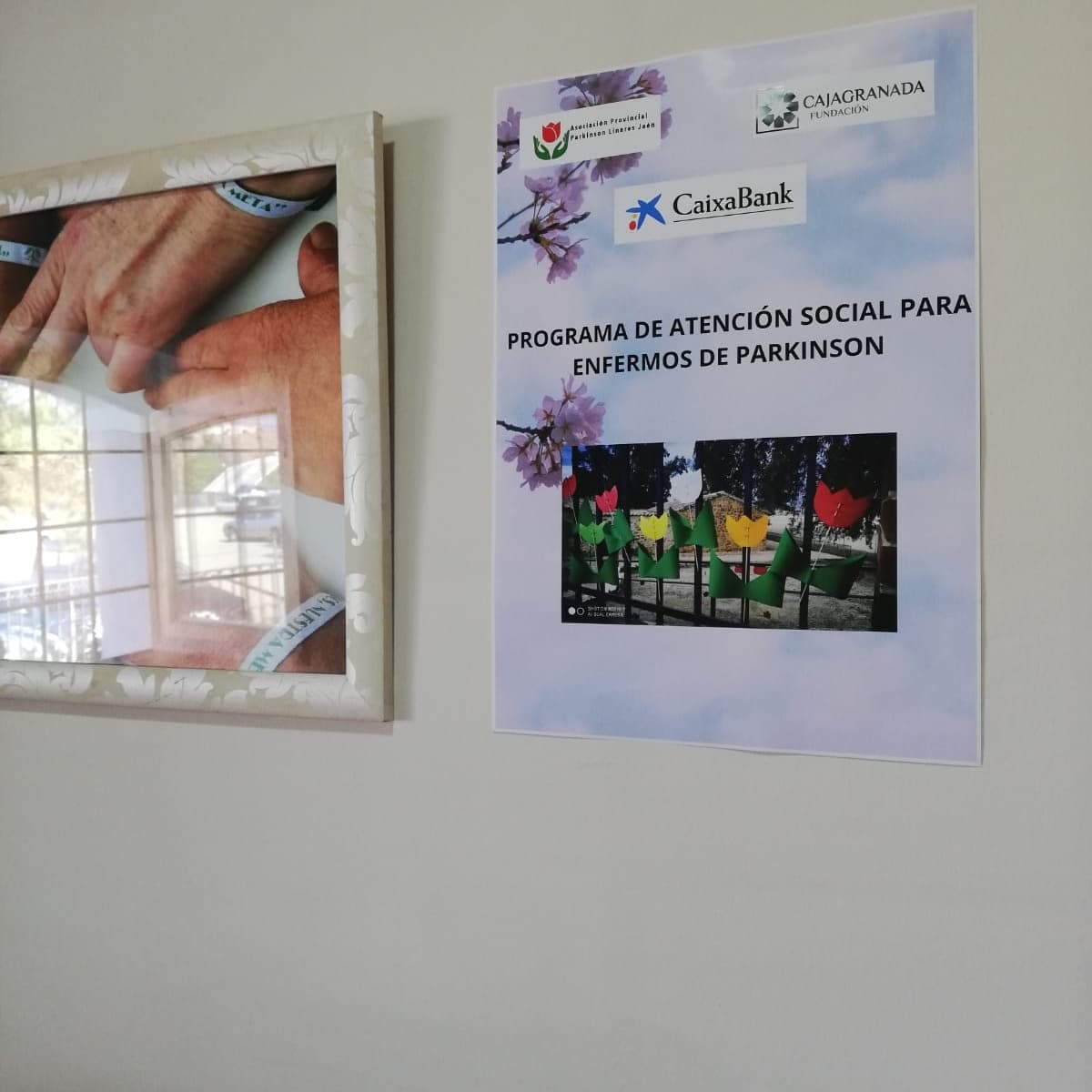 Durante los meses de septiembre a noviembre de 2021, la Asociación Provincial Parkinson Linares Jaén, ha podido llevar a cabo un año más un Programa de Atención Social para personas con enfermedad de Parkinson, gracias a la colaboración de <a href="/caixabank/">CaixaBank</a> y <a href="/CajaGranadaOBS/">CajaGranada Fundación</a>