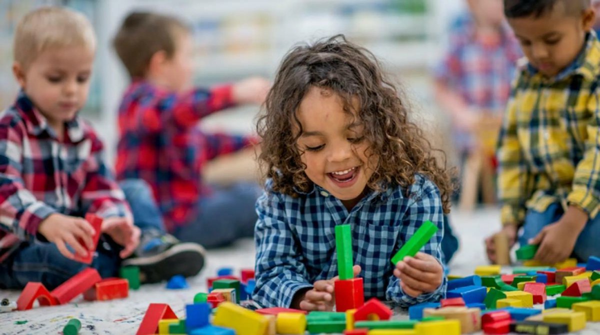 juliangrenier's tweet photo. Interested in self-regulation and metacognition in the #earlyyears ?
Catch up FREE on Part 1 of our @elresearchsch webinar with @Flissej @pollyweddle and @SaraBCam
#researchschoolnetwork
https://t.co/LltgSa9TaP https://t.co/l7I75umxlT