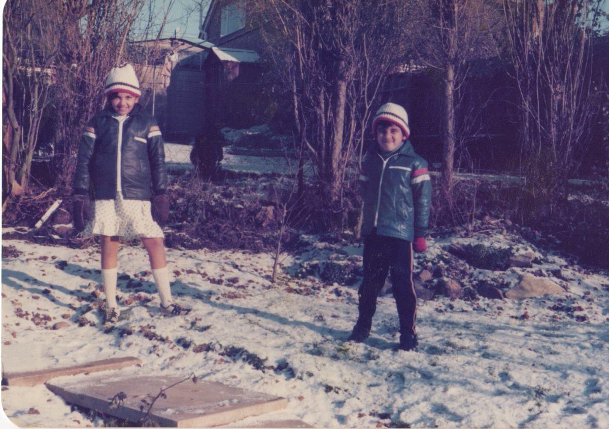 KaptainKulk's tweet photo. Oxendon Way, Earnsford Grange, Coventry, 1978/9 I reck. The wind changed and my face has been stuck like this ever since, I was warned. #snowmemory https://t.co/4cobKWwIAk