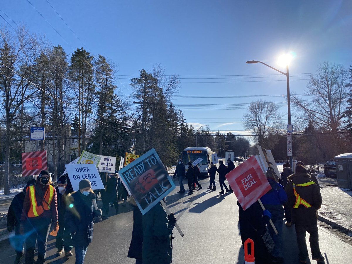 Shoebacca tweet media