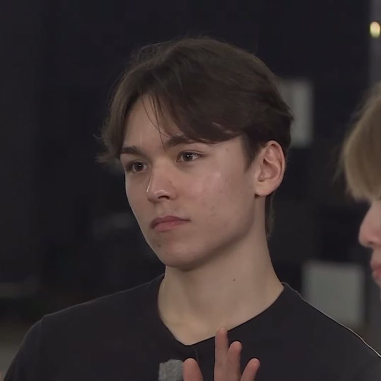 ♡’s vernon tweet media