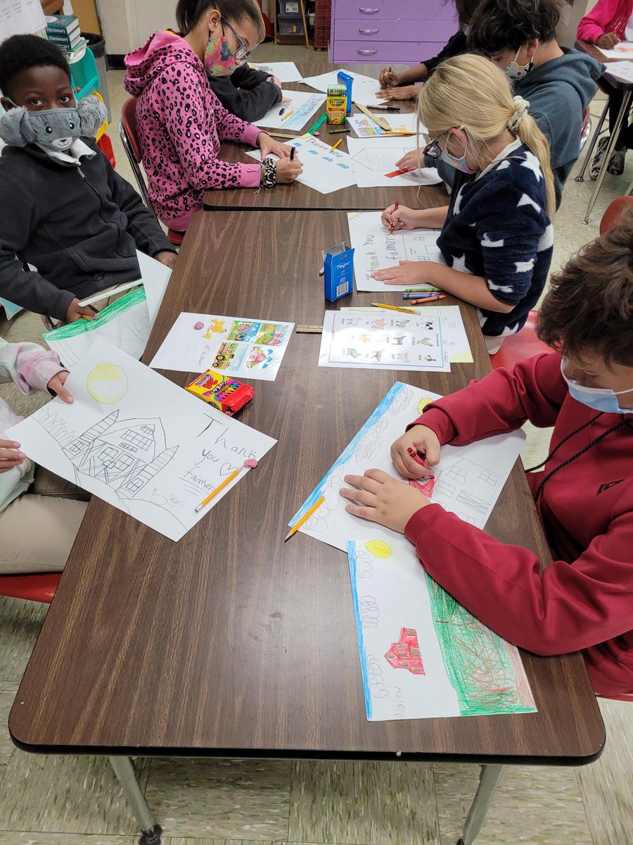 MSSBears's tweet photo. Artists from our school created beautiful "Thank You" drawings that were used as placemats and decorations at the Farmers Appreciation Luncheon held on Monday, November 22nd at Camp Millstone. https://t.co/tVrmS08gSq