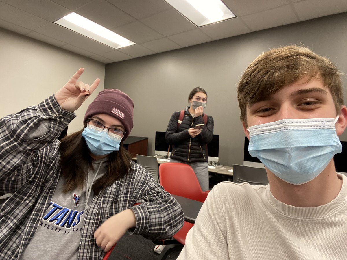 JonathanScha25's tweet photo. Acredidation meeting #PRNJRN https://t.co/Nsc833WKeS