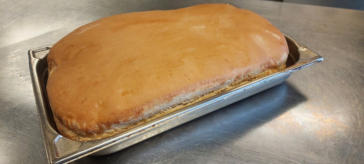 lee_coulson_'s tweet photo. Big ol gastro tray of Vegan bread ready for tomorrow 👌 https://t.co/wnqSiMHwPv