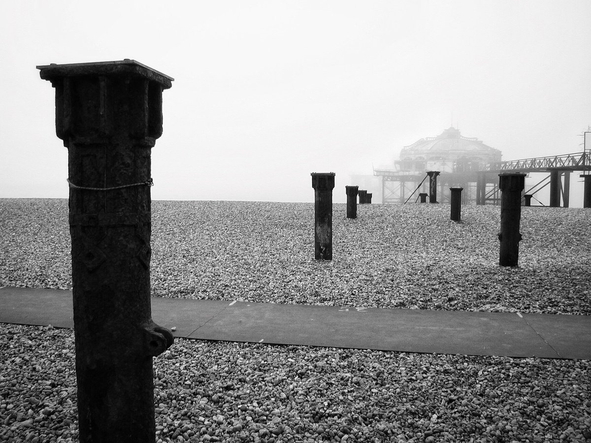 ConsumerDavid's tweet image. Brighton. #blackandwhitephotography