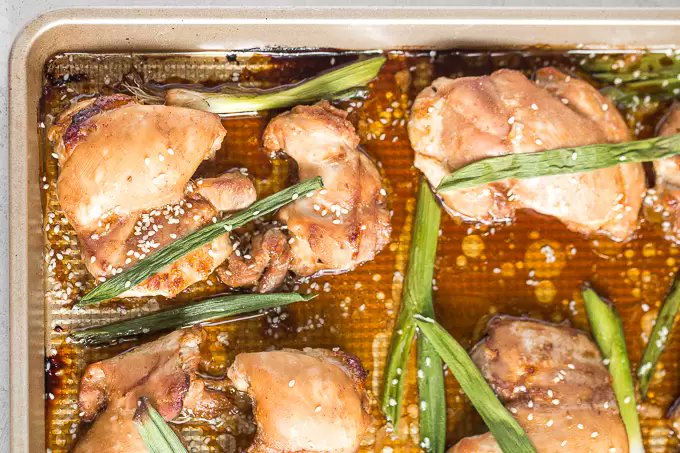chadklaus's tweet photo. This #chicken sheet pan dish might become your go-to #recipe.  https://t.co/EKiUDpq5df https://t.co/VFpJaAugOZ