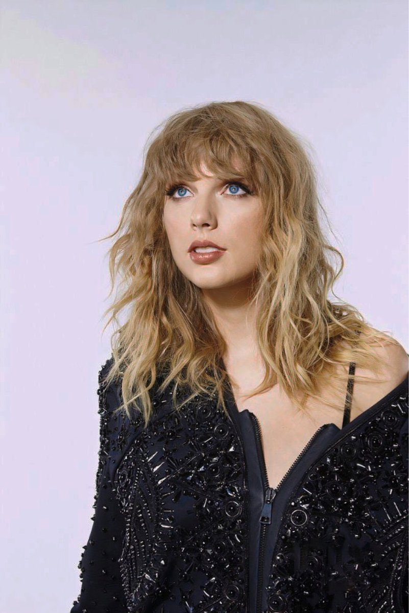 hourlyswift's tweet photo. https://t.co/Zya19I1Oc9
