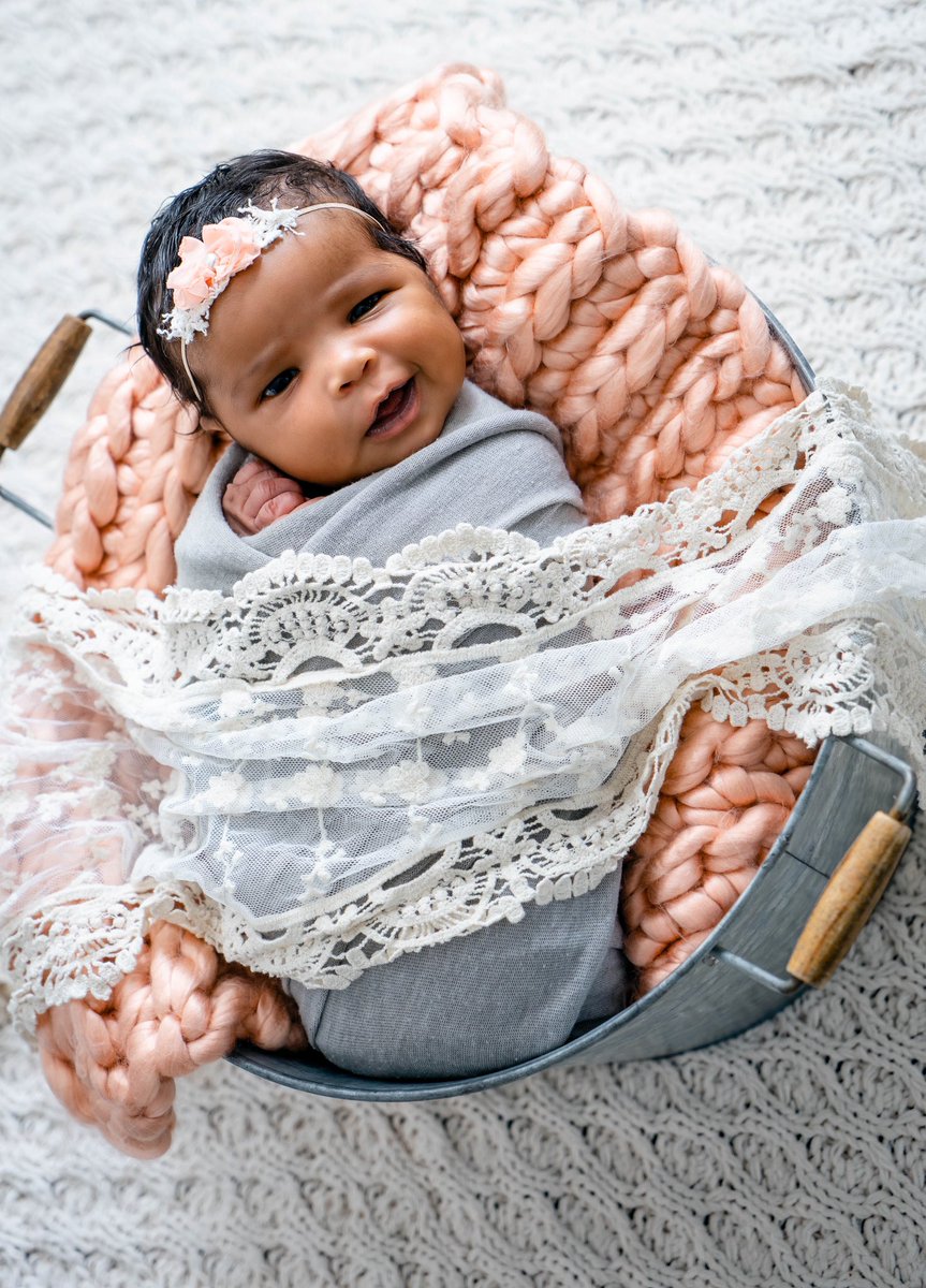 KierraJ_'s tweet photo. I’ve been a mommy for a whole month now. My girl. 🌍❤️ https://t.co/jEemmpexjj