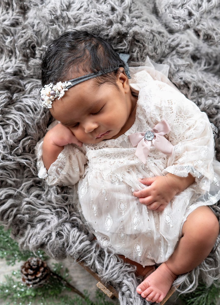 KierraJ_'s tweet photo. I’ve been a mommy for a whole month now. My girl. 🌍❤️ https://t.co/jEemmpexjj