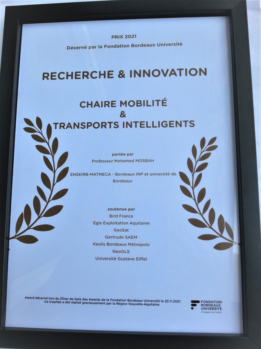 👏🎉 La chaire #Mobilité et #TransportsIntelligents, portée par Mohamed Mosbah, enseignant <a href="/ENSEIRBMATMECA/">ENSEIRB-MATMECA</a> et chercheur <a href="/labriOfficial/">LaBRI</a>, vient de remporter le prix "Recherche et Innovation 2021" de la <a href="/fondationbxuniv/">Fondation Bordeaux Université</a> lors du Gala des Awards le 25/11

#ITS #SmartMobility