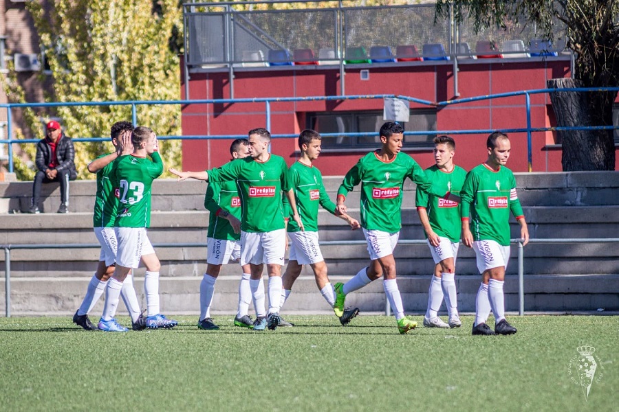 FutMadrid's tweet photo. C.D. PARQUE VERDE 3 - 1 A.D. ROCÍO LEGANÉS

11ª Jornada - Crónica - 3ª Regional Grupo 16º

El C.D. Parque Verde da un golpe de efecto tras derrotar al Rocío Leganés, uno de los candidatos al ascenso

@cdparqueverde
 
@ad_rocioleganes

https://t.co/yXn47XM9Pr https://t.co/CqZZ3vC4P3