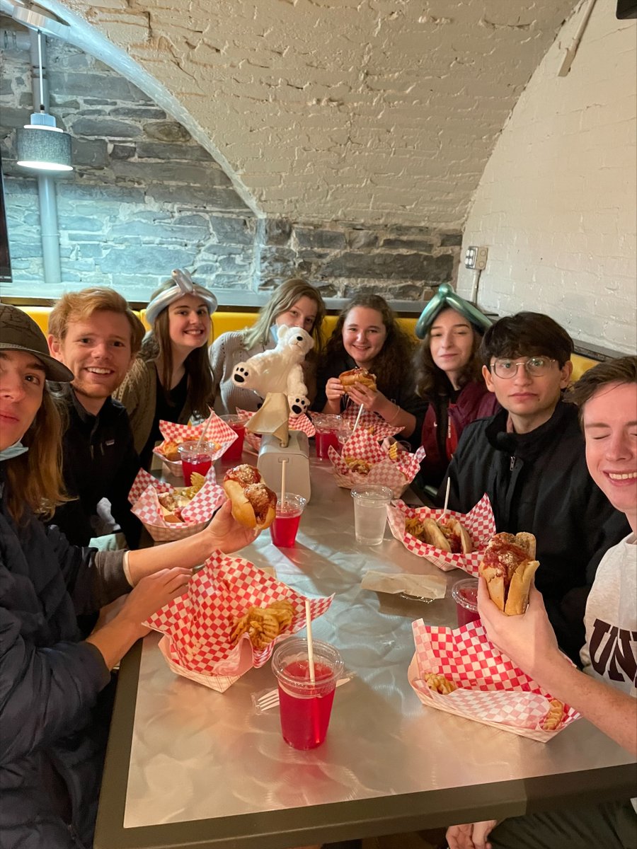 DiningCreations's tweet photo. We had a ball hosting this Rathskeller pop-up #event last week. @UnionCollege students celebrated the last day of classes with a selection of beef, #vegan and #glutenfree meatball subs paired with our signature hand-cut fries. What a great way to close out the semester! https://t.co/MoNm3GzpDD