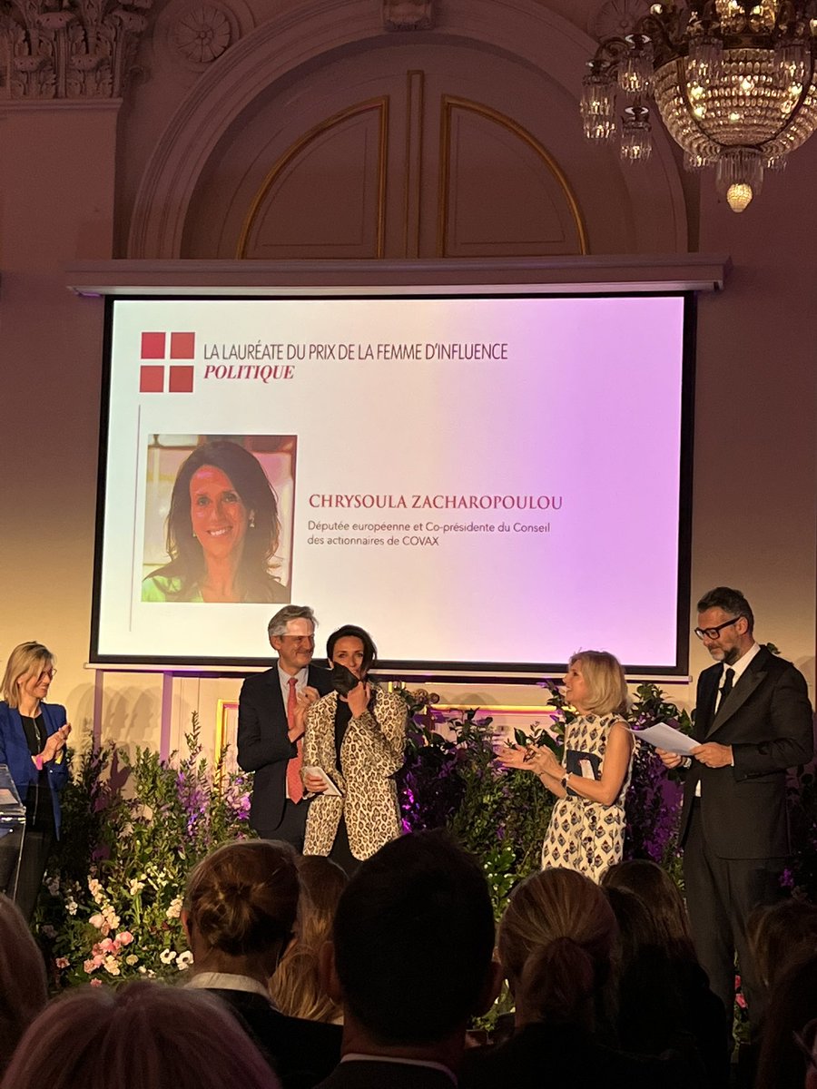 VanessaVincentR's tweet photo. #PFDI Le Prix de la Femme d’Influence #Politique : Chrysoula Zacharopoulou @FemmesInfluence .
Un parcours européen.
👉🏻Une femme médecin qui lutte contre l’endométriose 👏🏻👏🏻👏🏻 https://t.co/dAyiNc0nz4