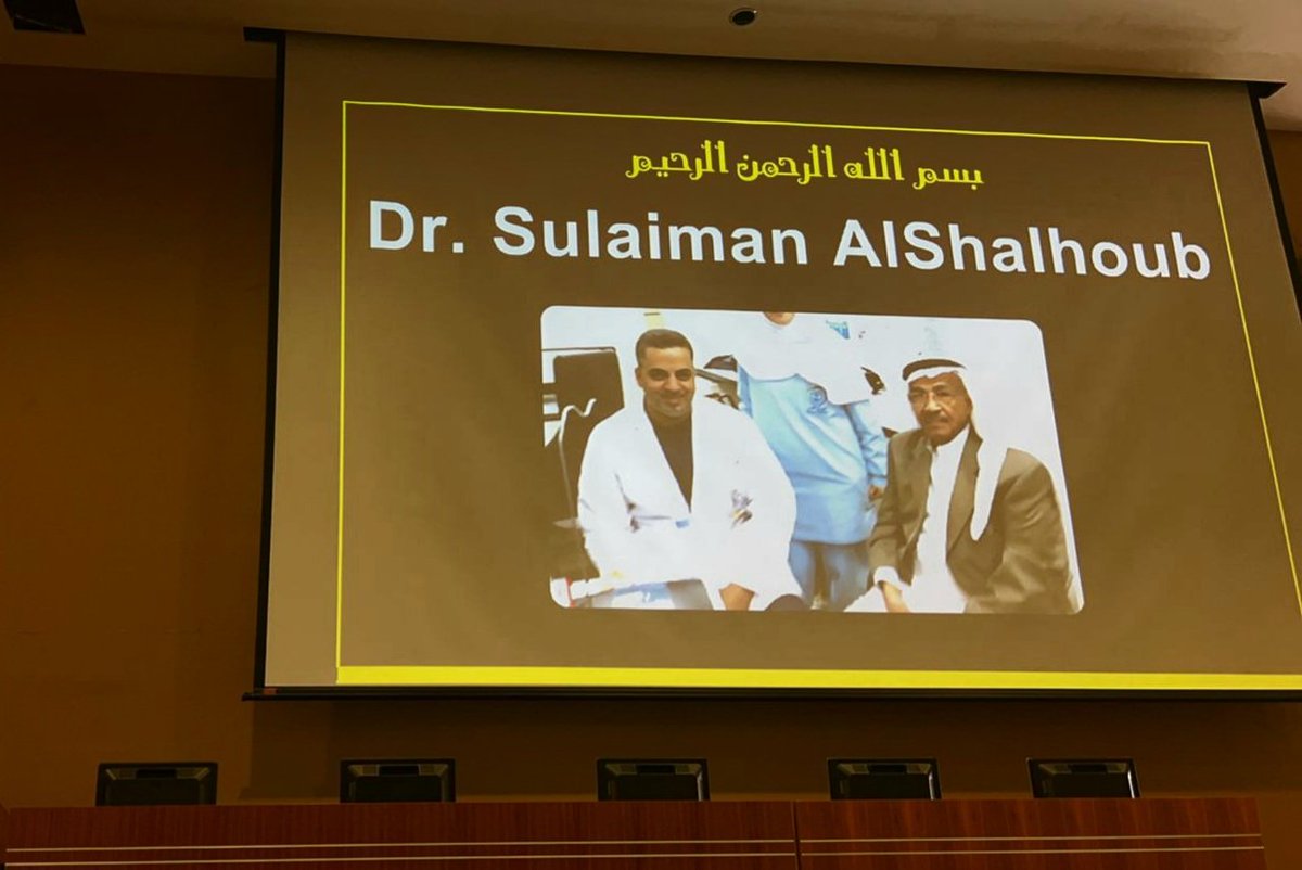 HAlmoallim's tweet photo. من كورس أستاذنا د. سليمان الشلهوب رحمه الله في التخدير الموضعي اليوم في جامعة الملك سعود بن عبدالعزيز للعلوم الصحية.. مع الشكر للدكتور علي الأحيدب عميد الكلية والدكتورة نجلاء الرجيعي. https://t.co/C1lGaIGRen