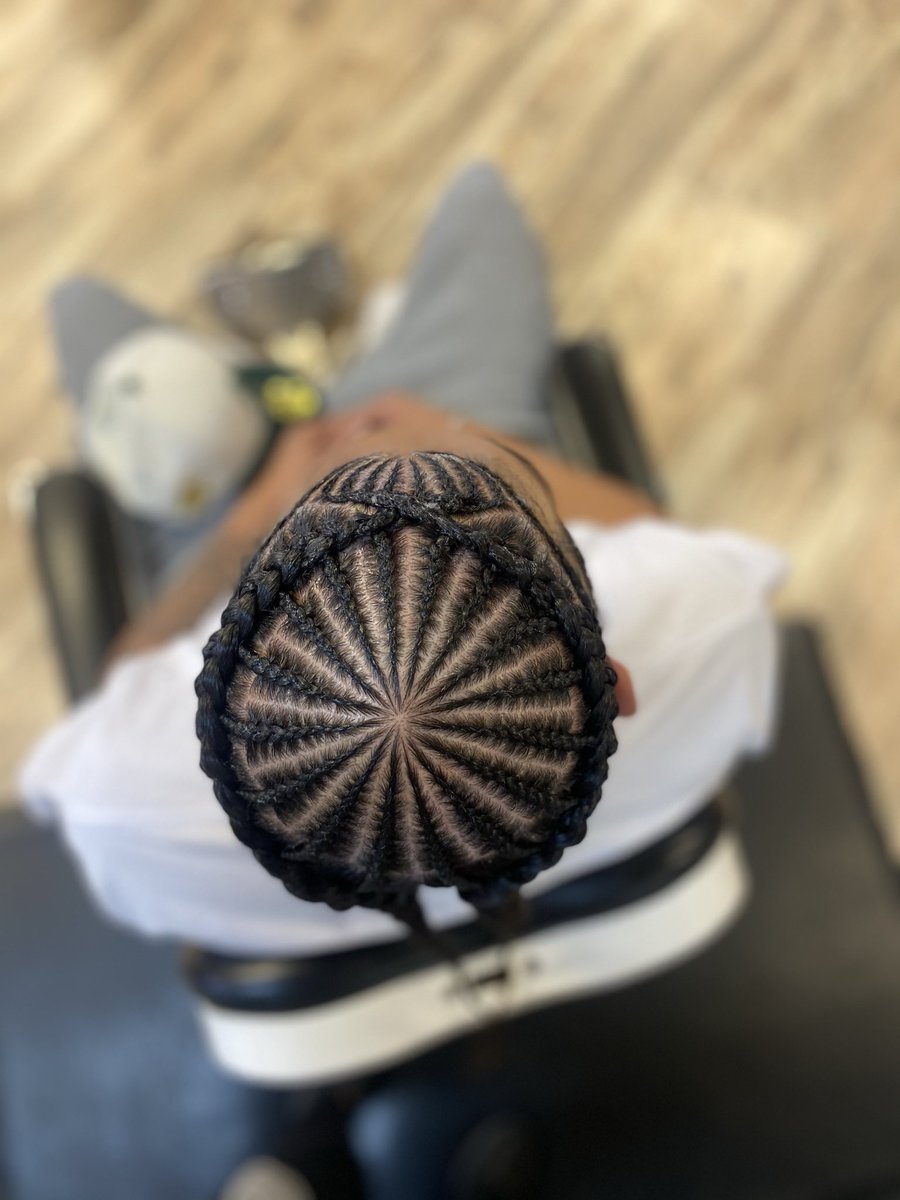 _naattt's tweet photo. it’s that time again to post some of my work for twit, hmu for braids 🤪 @nattyboostylez on insta https://t.co/XP6XWxgnRZ