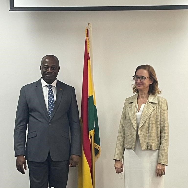 TC_AkraBE's tweet photo. Ambassador Ergün Ulueren paid a courtesy call on Hon. Deputy Minister of Foreign Affairs and Regional Integration Mr. Mbomba. They touched upon all the items on 🇹🇷-🇬🇭 cooperation agenda and committed to strengthening them further. @GhanaMFA https://t.co/c8TNJIwK4A