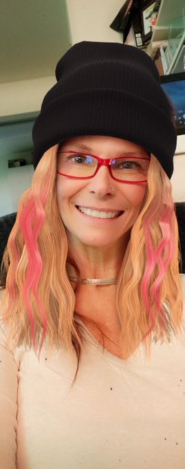 Huh...I guess I don't look too bad as a blond https://t.co/Bq4RBCkE1B<a href="/tag/touchmywife"class="tags"><span>#touchmywife</span></a>