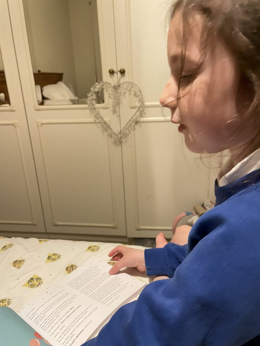 bigthacks's tweet image. Look what’s just popped through the post @Pipskin, so far my daughter has nicked it 😂