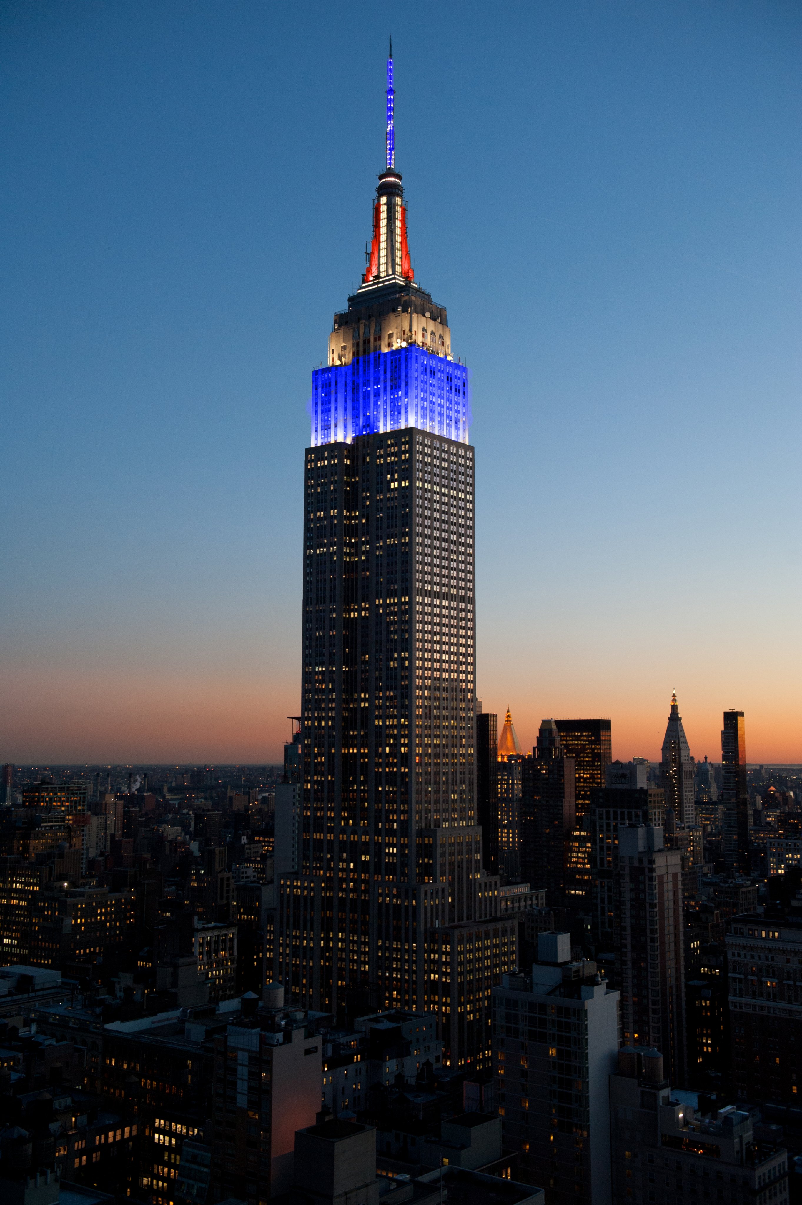 Empire State Building On Twitter Tonight In Partnership With Franceinnyc We Glow Blue White And Red In Celebration Of Entertainer And Civil Rights Icon Josephine Baker As She Becomes The First Black