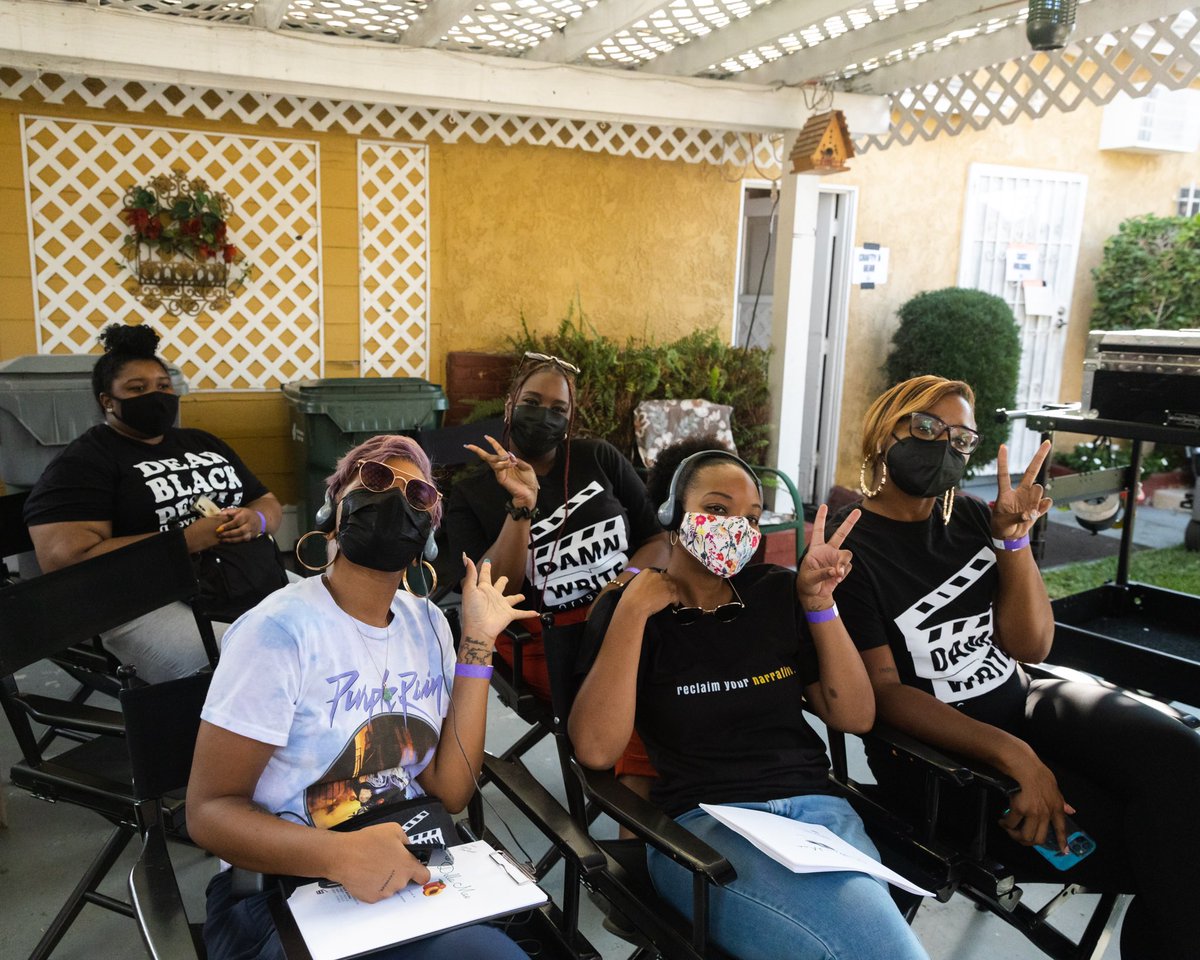 DWOriginals's tweet photo. Della Mae BTS! 😍📸 Mark your calendars for our newest film’s @TVaspire premiere : Sunday, December 12th at 8pm ET! Written by @screenwriteHER_ , Directed by @Filmafreaux 🥳 https://t.co/Szk63lVhrP