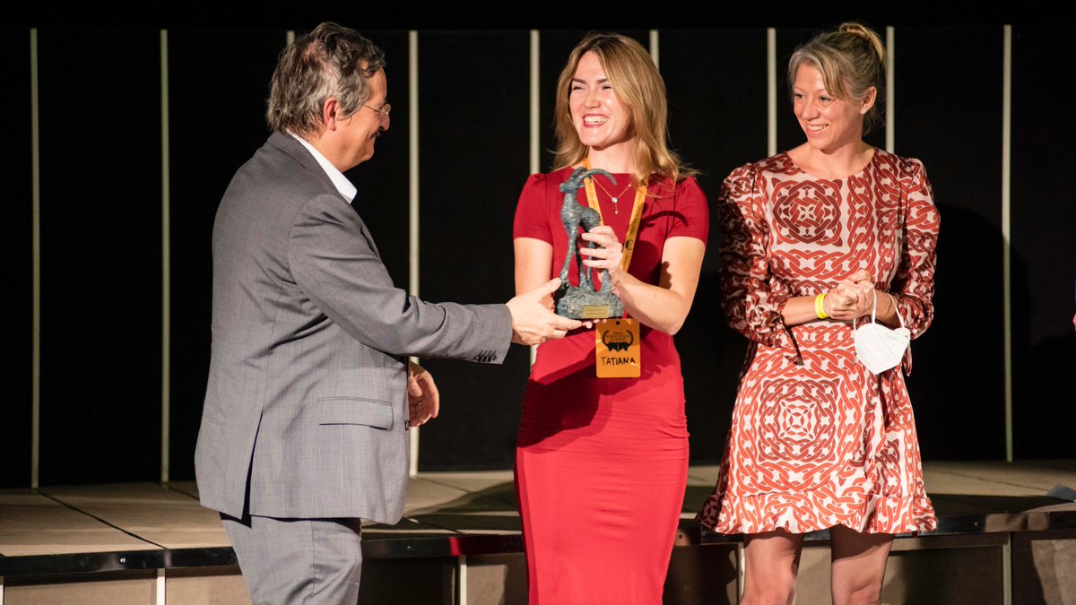 Swiss Science Film Academy (@globalscienceff) on Twitter photo The team of DUST PUZZLES receiving from Michael Hengartner <a href="/m_hengartner/">Michael Hengartner</a>  the award for Scientists-as-Filmmakers 2020
Jurors: Katharina Weikl Marcus Hall The team of DUST PUZZLES receiving from Michael Hengartner <a href="/m_hengartner/">Michael Hengartner</a>  the award for Scientists-as-Filmmakers 2020
Jurors: Katharina Weikl Marcus Hall