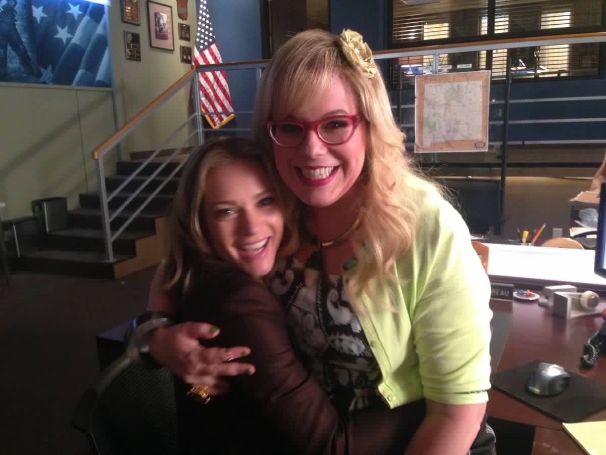 ajcookdaily's tweet photo. aj cook &amp; kirsten vangsness https://t.co/42lS3YCVr6